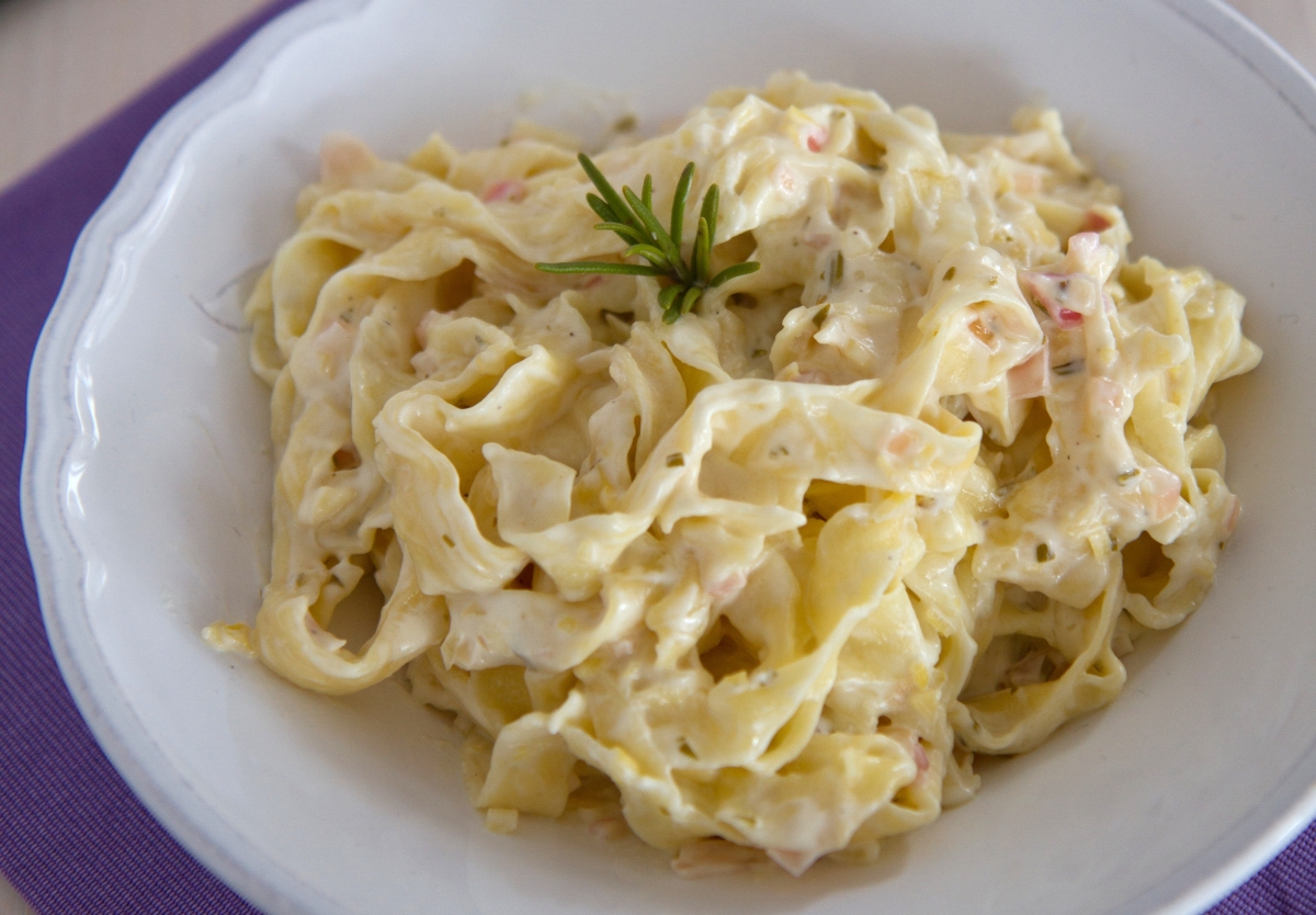 Pasta mit Zitronensauce / Pâtes à la sauce au citron