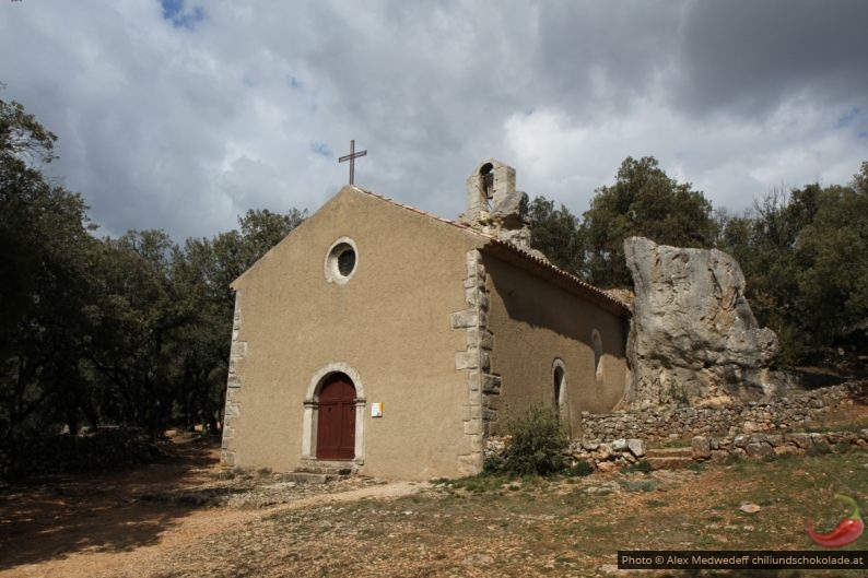 20160321-134110_notre-dame_de_bellevue_avec_son_clocher_sur_le_rocher