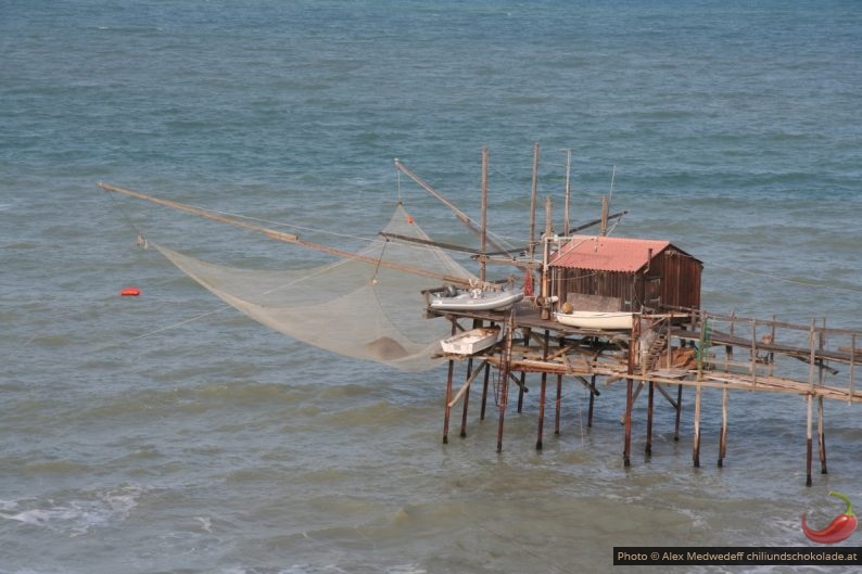 Trabucco avec filet de pêche étendu