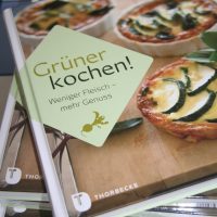 20130224-120751_gruener-kochen_buch_fertig_lieferung