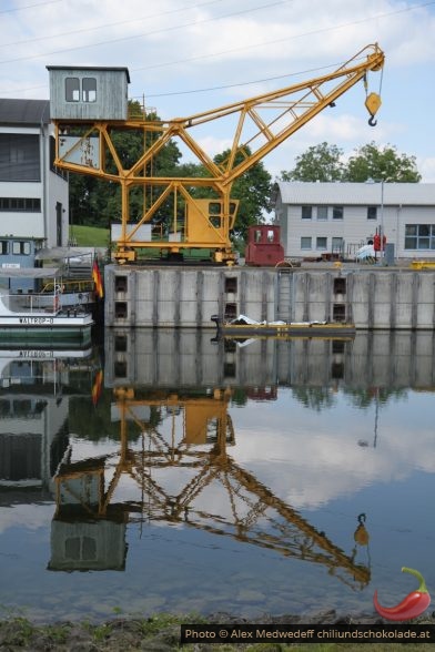 Portaldrehkran bei der Werft im Oberwasser Henrichenburg