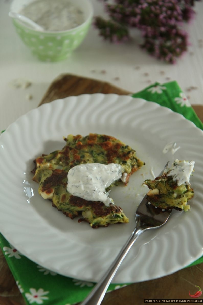 Knusprige Zucchinipuffer – Chili &amp; Schokoloade