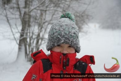 Nicolas et son bonnet couvert de neige