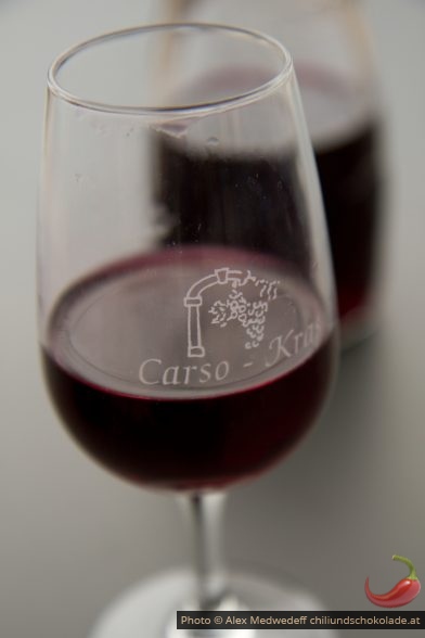 20150329-173000_rotwein_carso_refosco_dal_peduncolo_rosso_im_weinglas