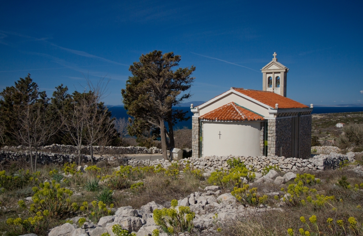 Weiße Insel und türkises Meer – Insel Pag zu Ostern