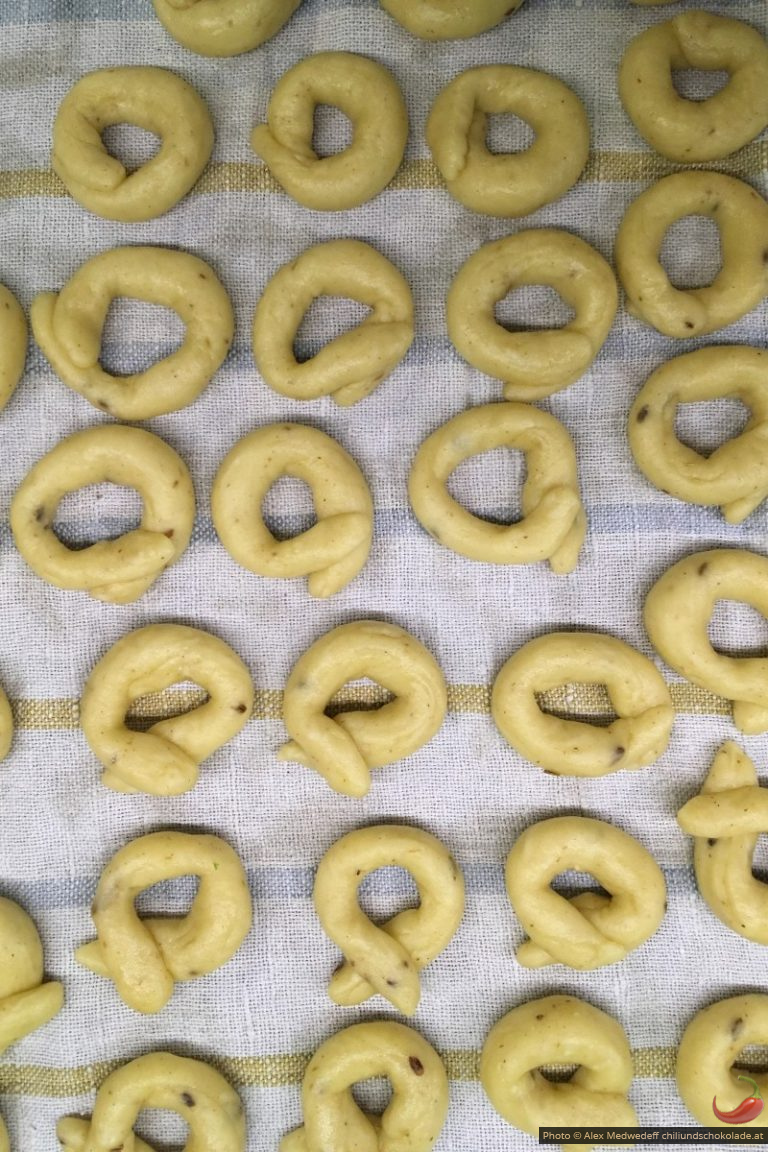 Taralli aus Apulien selbstgemacht – Chili &amp; Schokoloade