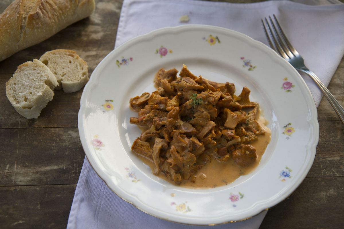 Eierschwammerlgulasch