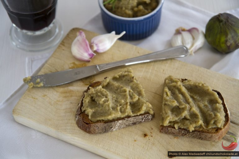 Caviar d’Aubergine mit Feigen