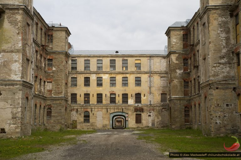 Narva und eine Führung durch Kreenholm