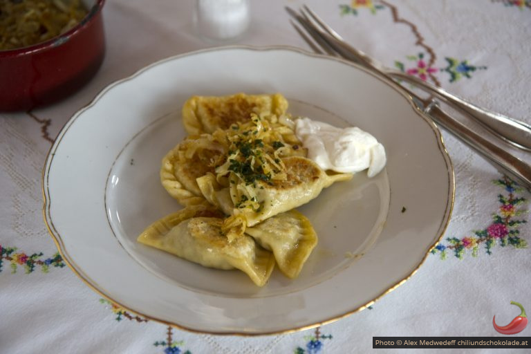 Pierogi mit zweierlei Füllung